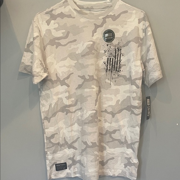 Grey and white Camouflage Graphic T-Shirt howitzer brand medium new with tags - Picture 1 of 5